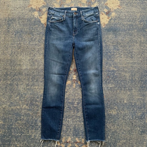 Mother Denim The Looker Ankle Fray in Right of Passage 24 - Picture 2 of 5